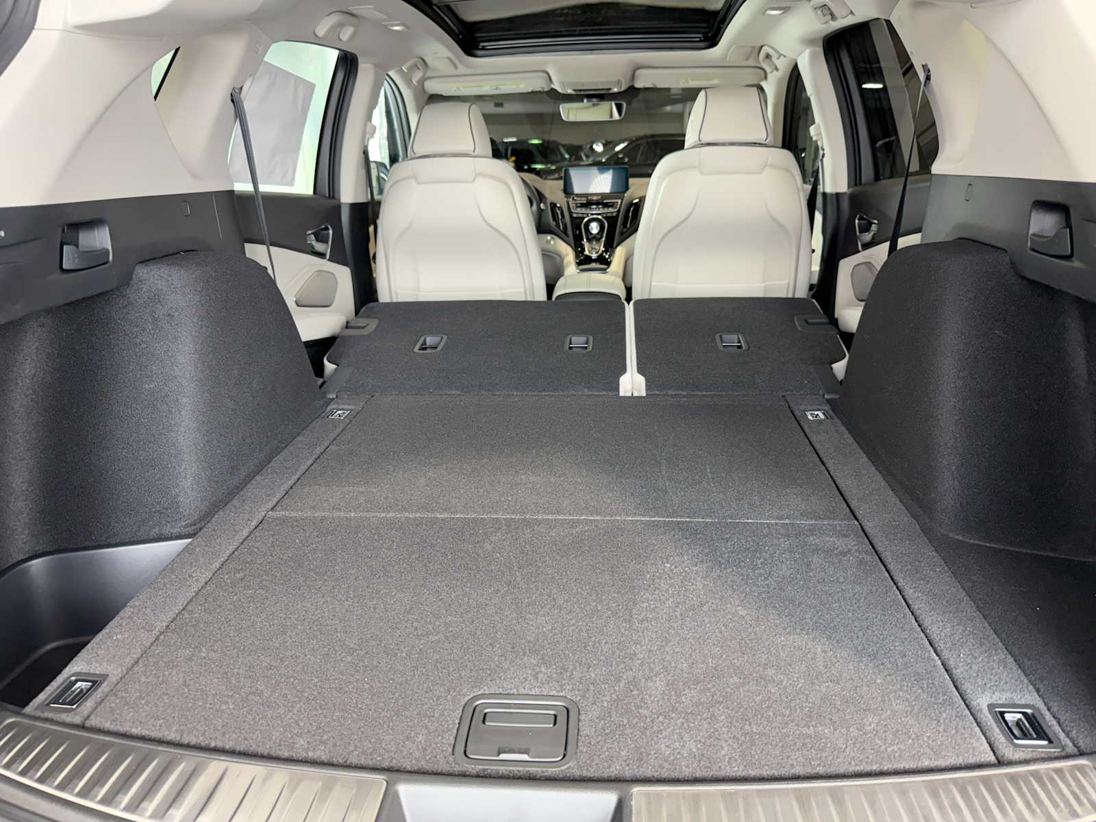 2025 Acura RDX Advance photo 33