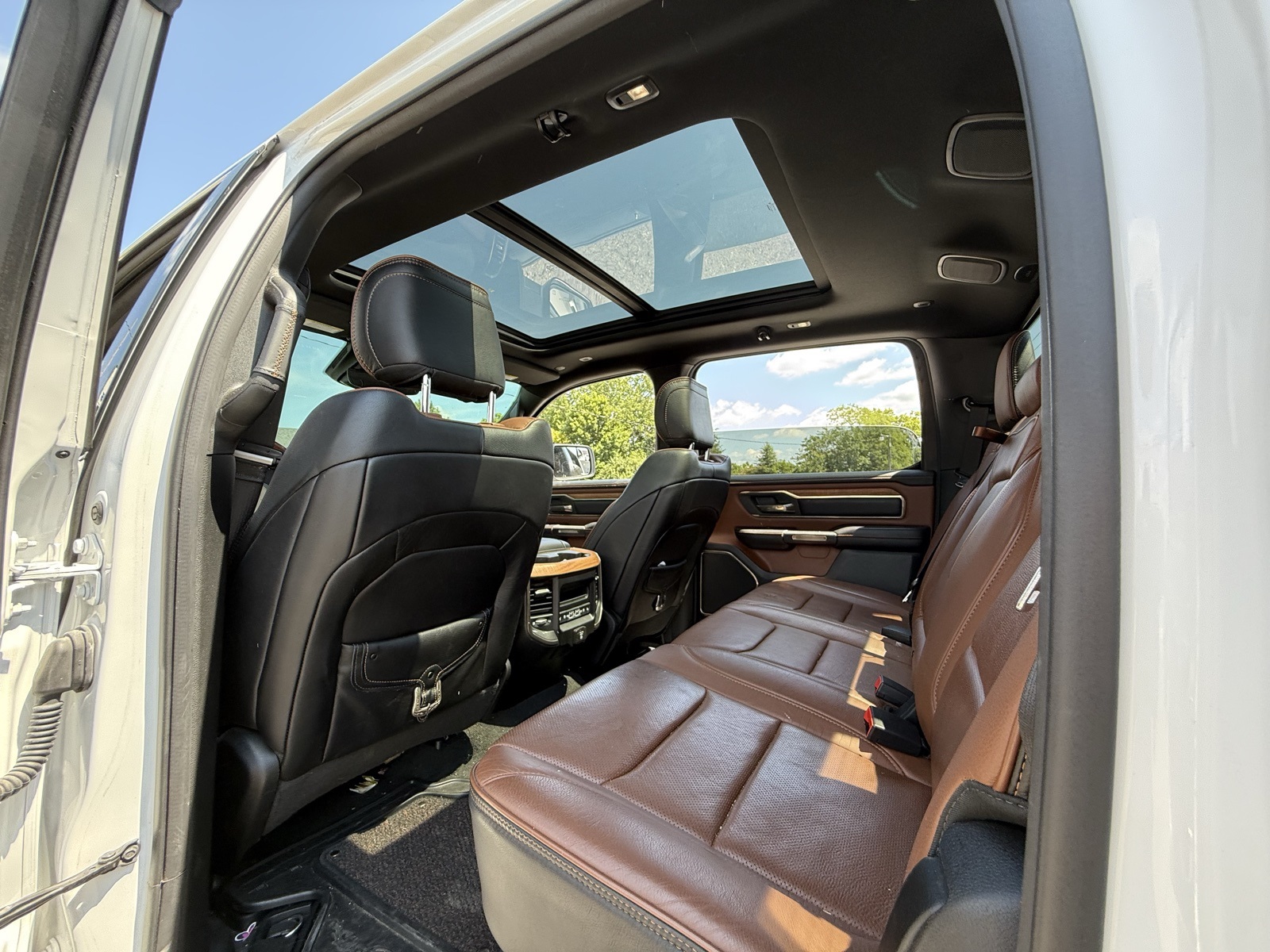 2021 Ram 1500 Laramie Longhorn photo 26