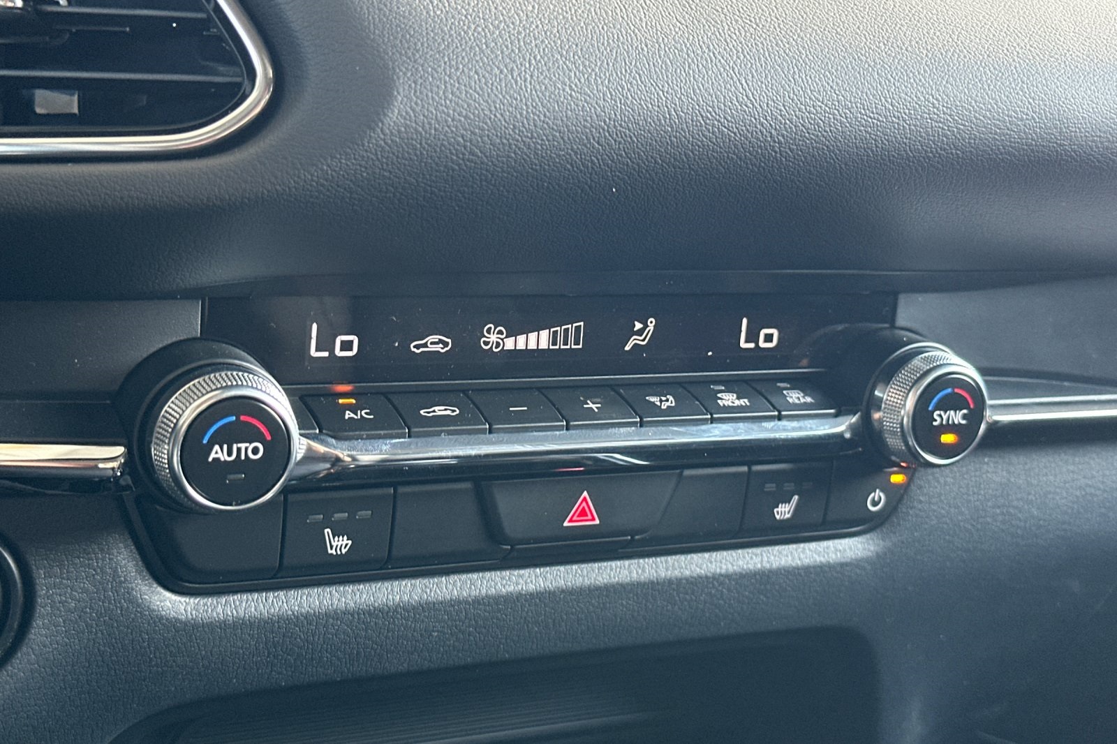 2025 Mazda CX-30 2.5 S Preferred photo 18