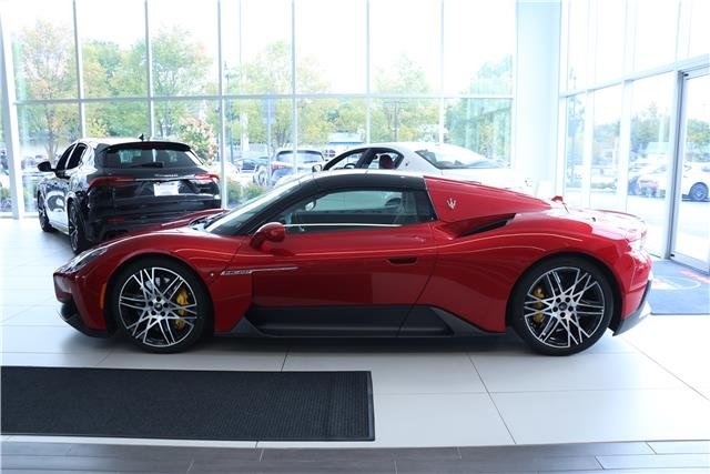 2024 Maserati MC20 Cielo photo 3
