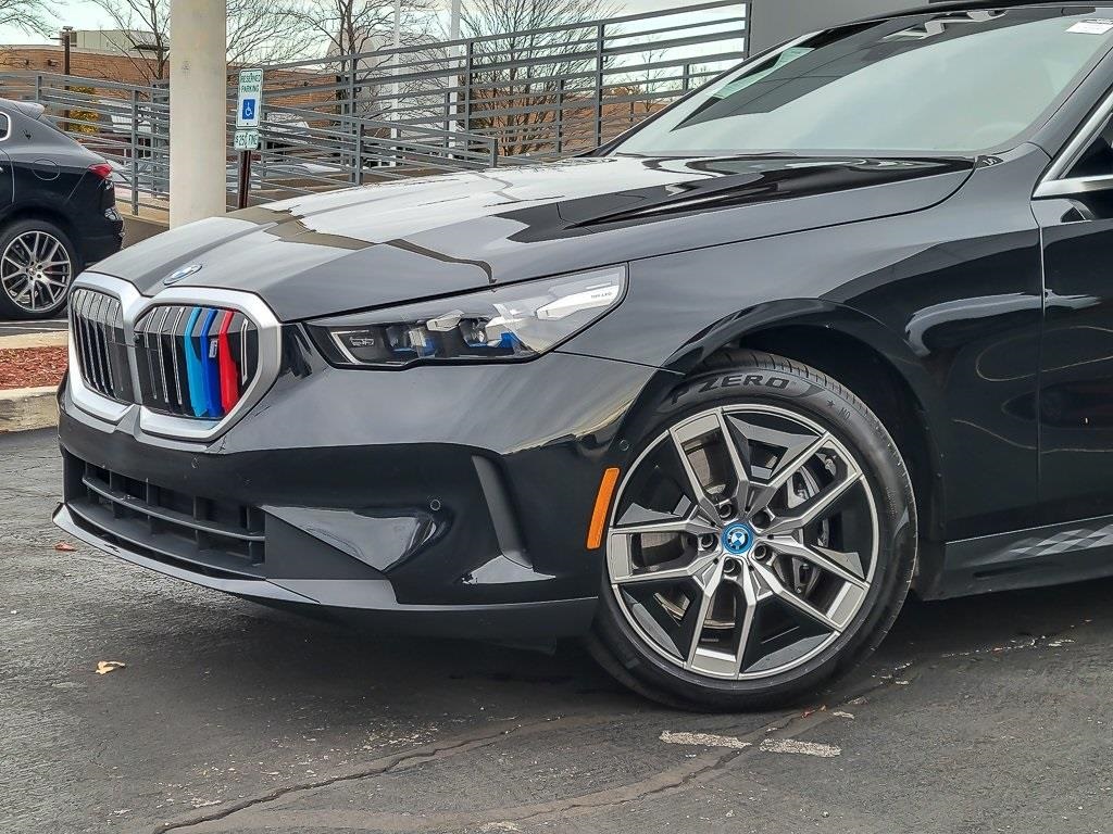 Used 2025 BMW i5 40 with VIN WBY13HG00SCS44912 for sale in Naperville, IL