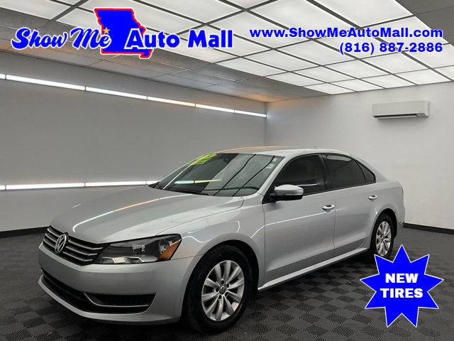 2014 Volkswagen Passat S's photo