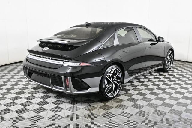 2025 Hyundai Ioniq 6 SEL photo 7