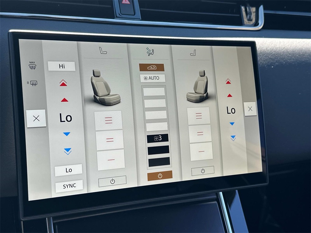 2026 Land Rover Range Rover photo 3