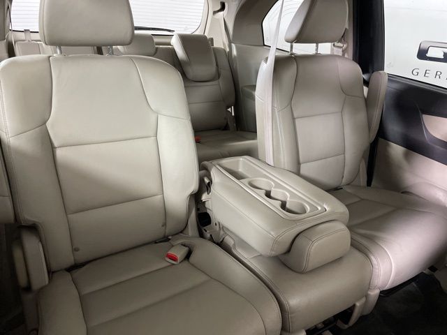2014 Honda Odyssey EX-L photo 16