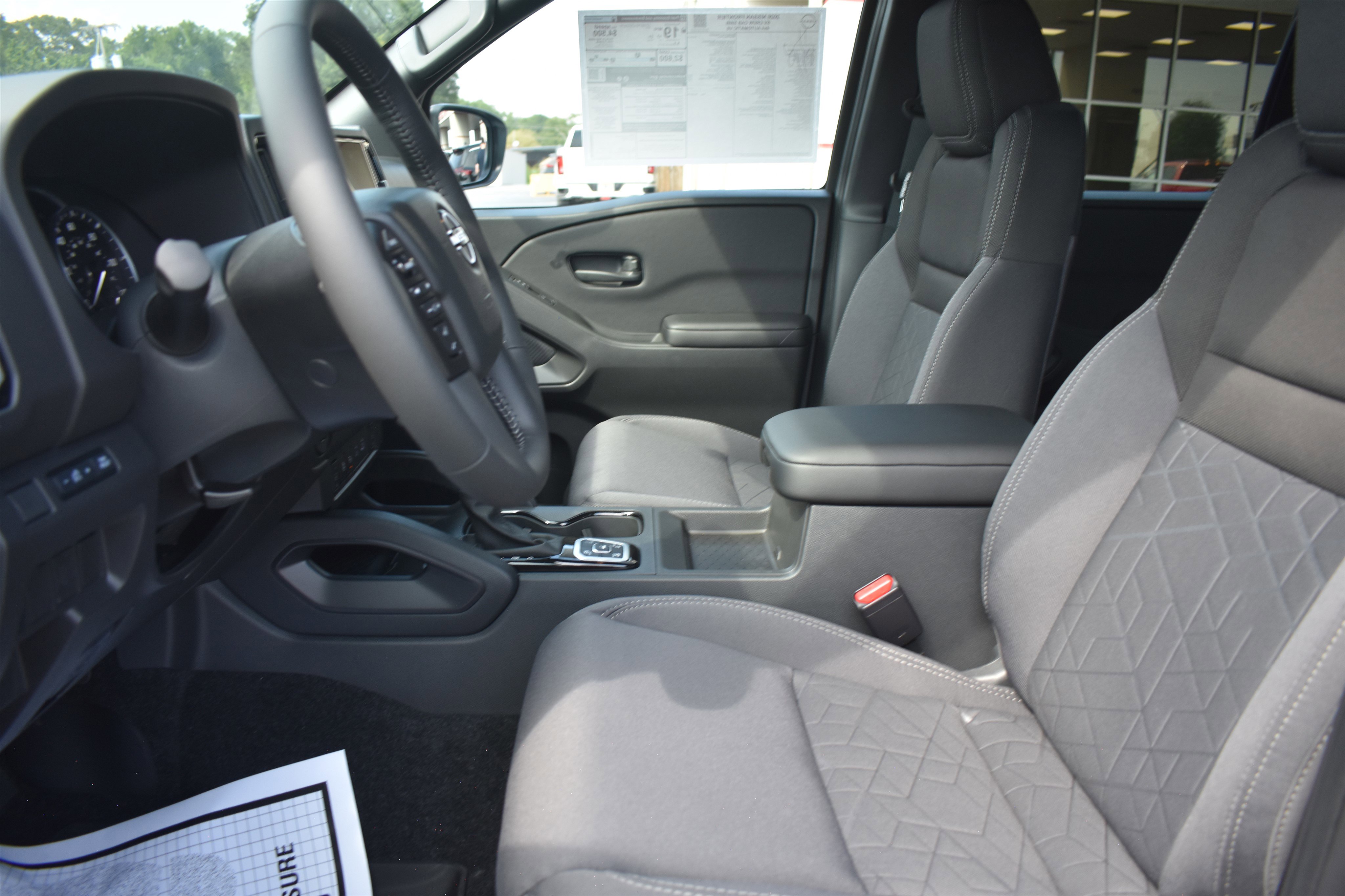 2026 Nissan Frontier SV photo 6