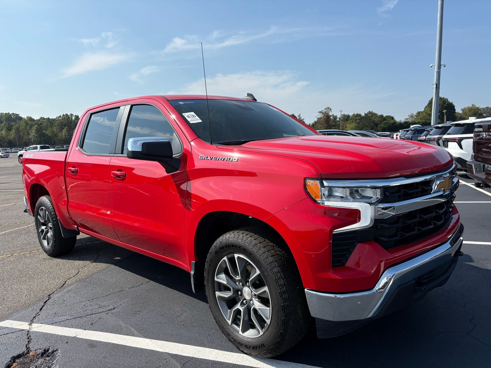 2024 Chevrolet Silverado 1500 LT photo 8