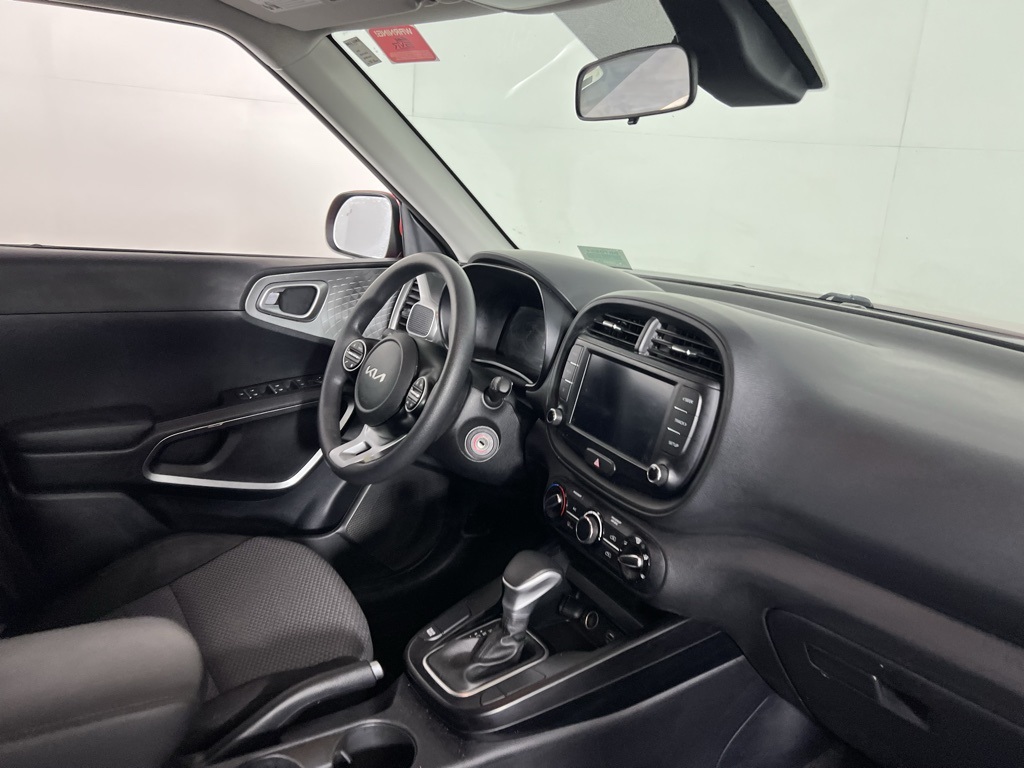 2023 Kia Soul LX photo 21