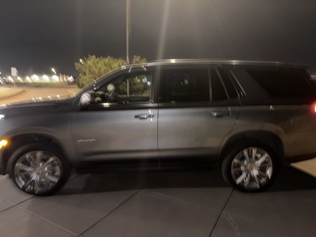 2021 Chevrolet Tahoe High Country photo 2