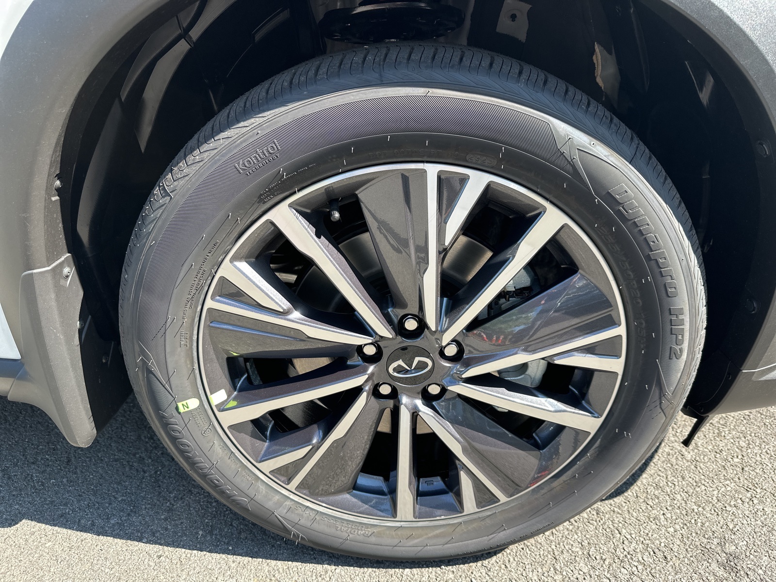 2026 Infiniti QX60 Luxe AWD photo 9