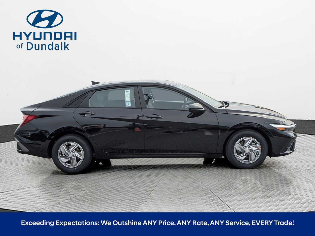 2025 Hyundai Elantra SE photo 4