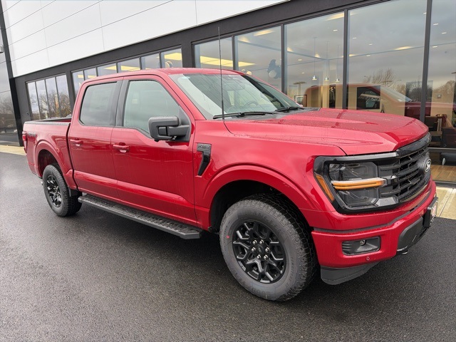2025 Ford F-150 XLT's photo