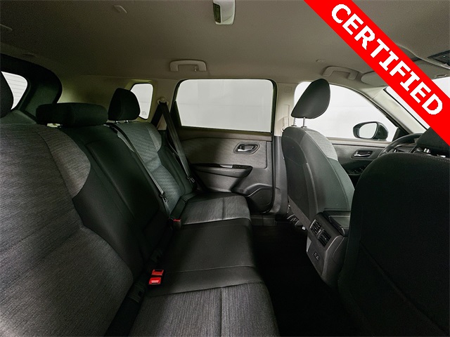 2023 Nissan Rogue SV photo 20