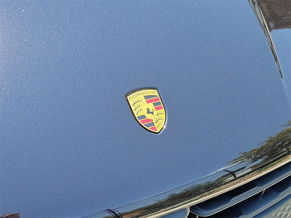 2025 Porsche Macan GTS photo 28