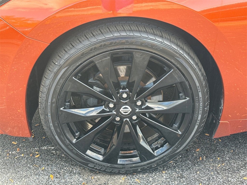 2020 Nissan Maxima SR photo 11