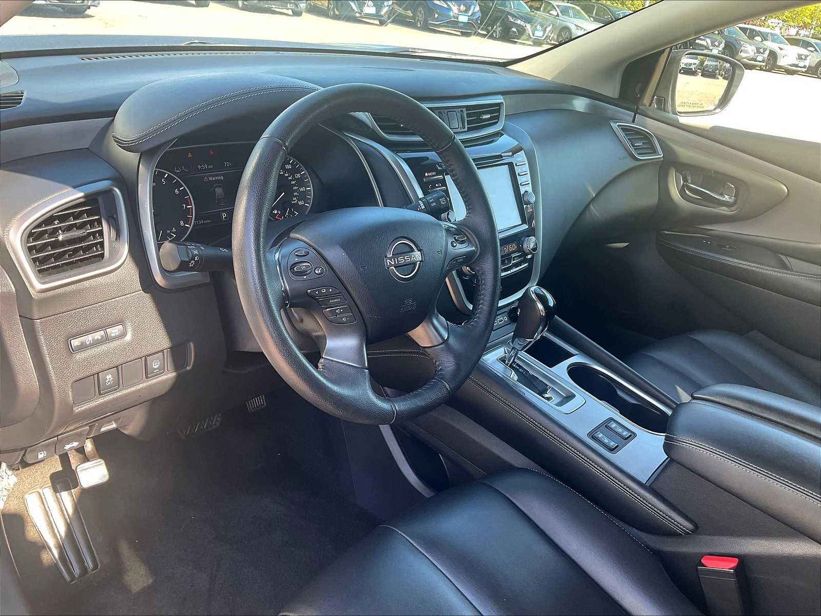 2023 Nissan Murano SV photo 8