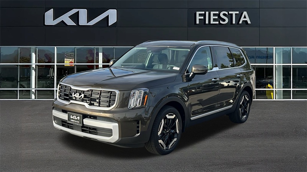2025 Kia Telluride S photo 2