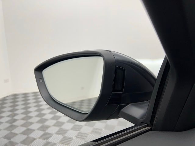 2022 Audi e-tron Premium photo 33