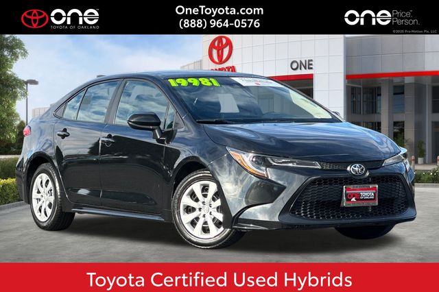 2022 Toyota Corolla LE's photo