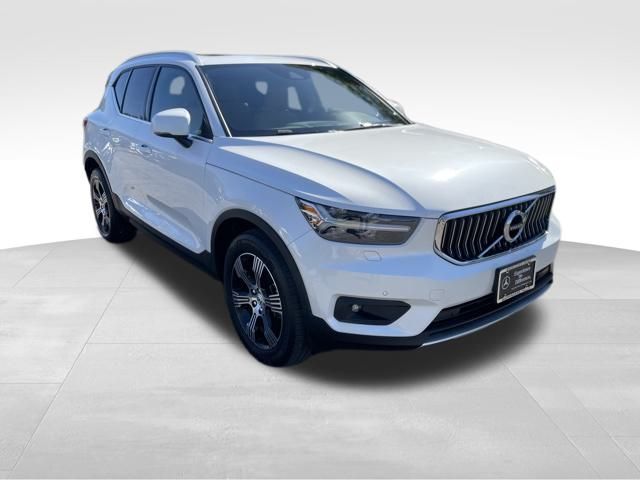 2022 Volvo XC40 T5 Inscription photo 7