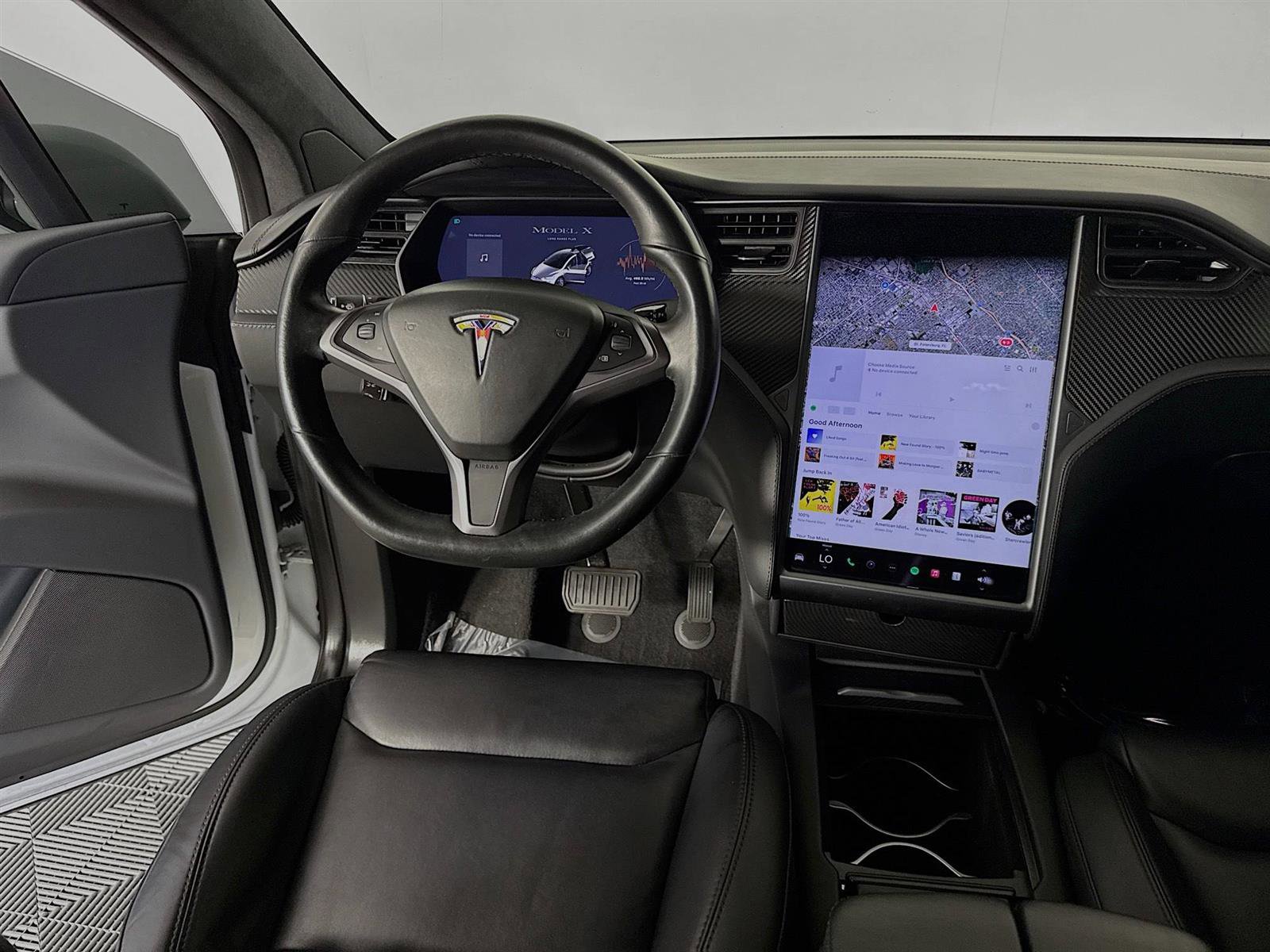 2020 Tesla Model X Long Range photo 21