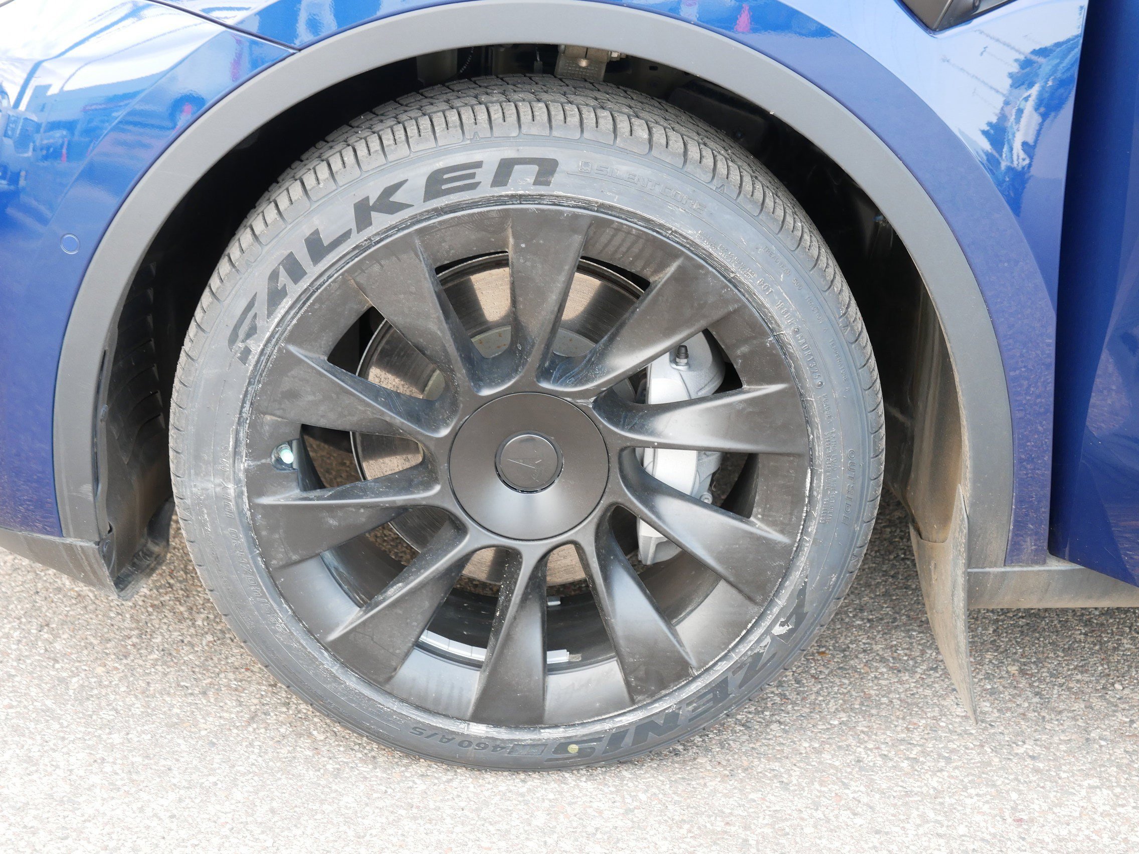 2021 Tesla Model Y Long Range photo 14