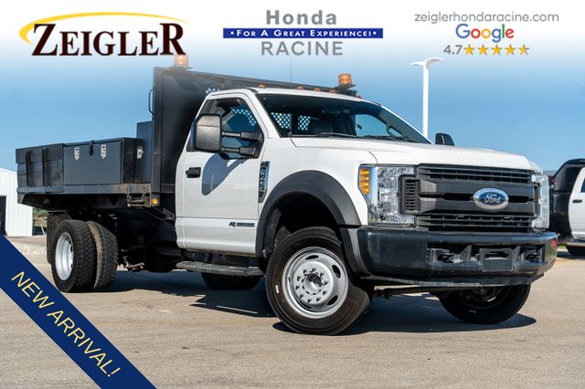 2018 Ford F-450 Super Duty Chassis Cab XL's photo