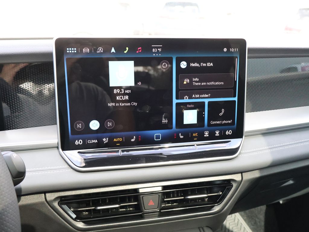 2025 Volkswagen Tiguan SE R-Line Black photo 23