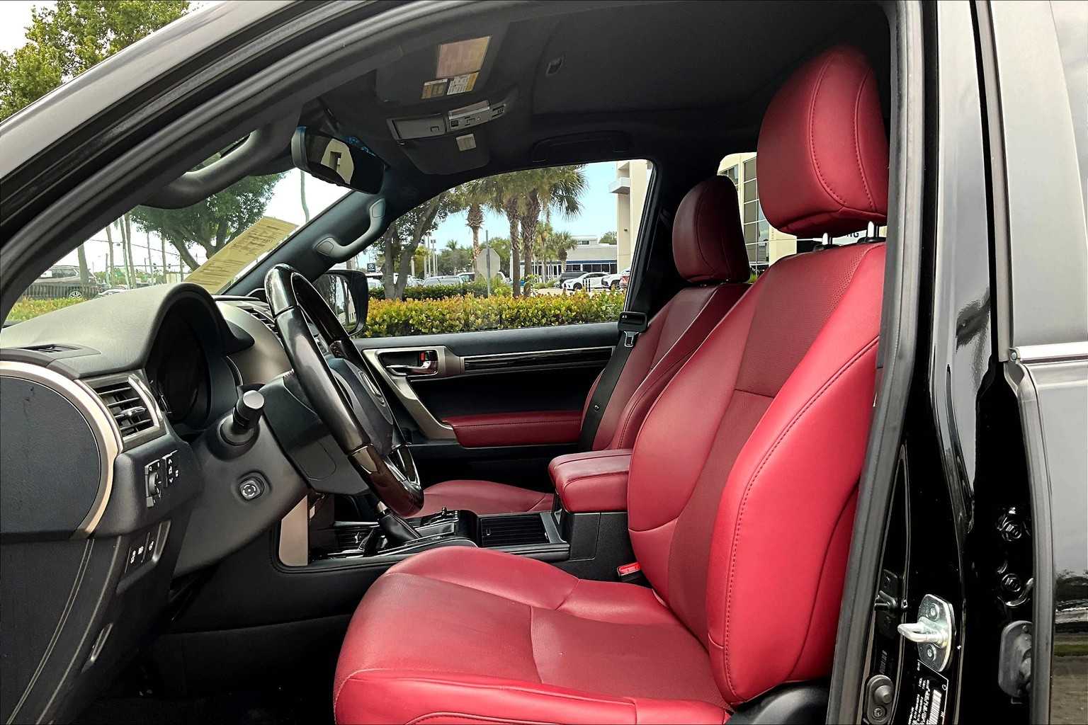 2021 Lexus GX Premium photo 4