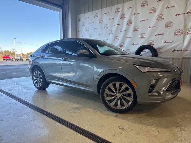 2026 Buick Envista Avenir photo 2