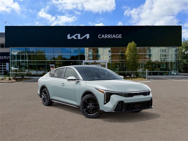 2025 Kia K4 GT-Line Turbo photo 2