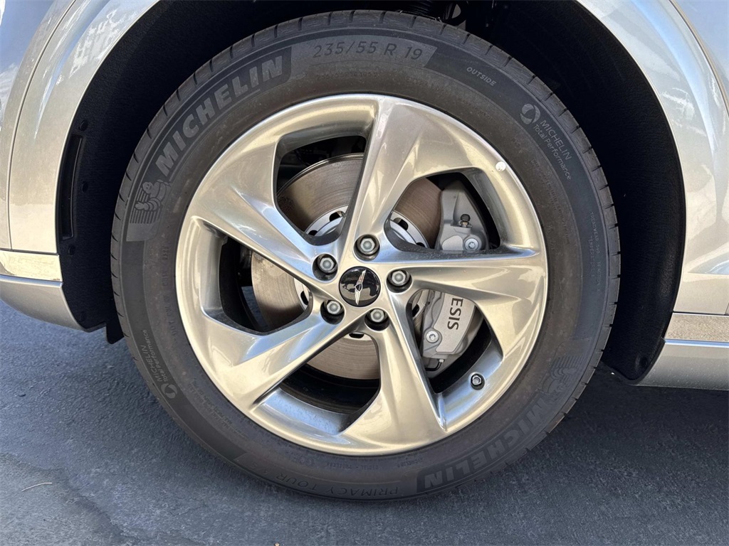 2026 Genesis GV70 2.5T Advanced photo 11