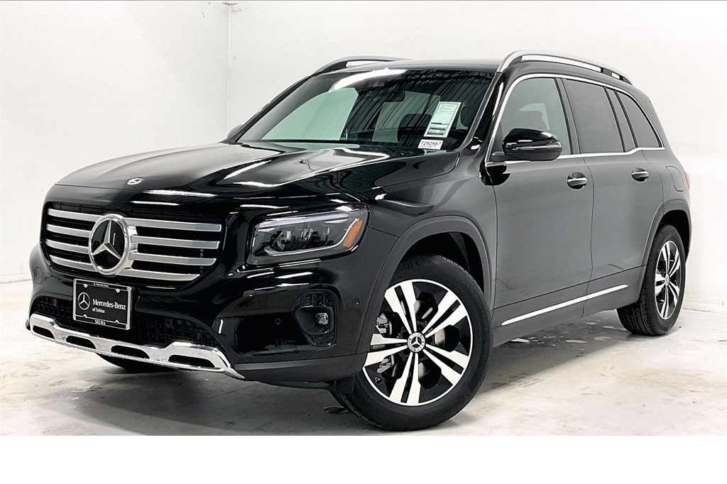 2025 Mercedes Benz GLB 250 4MATIC photo 2