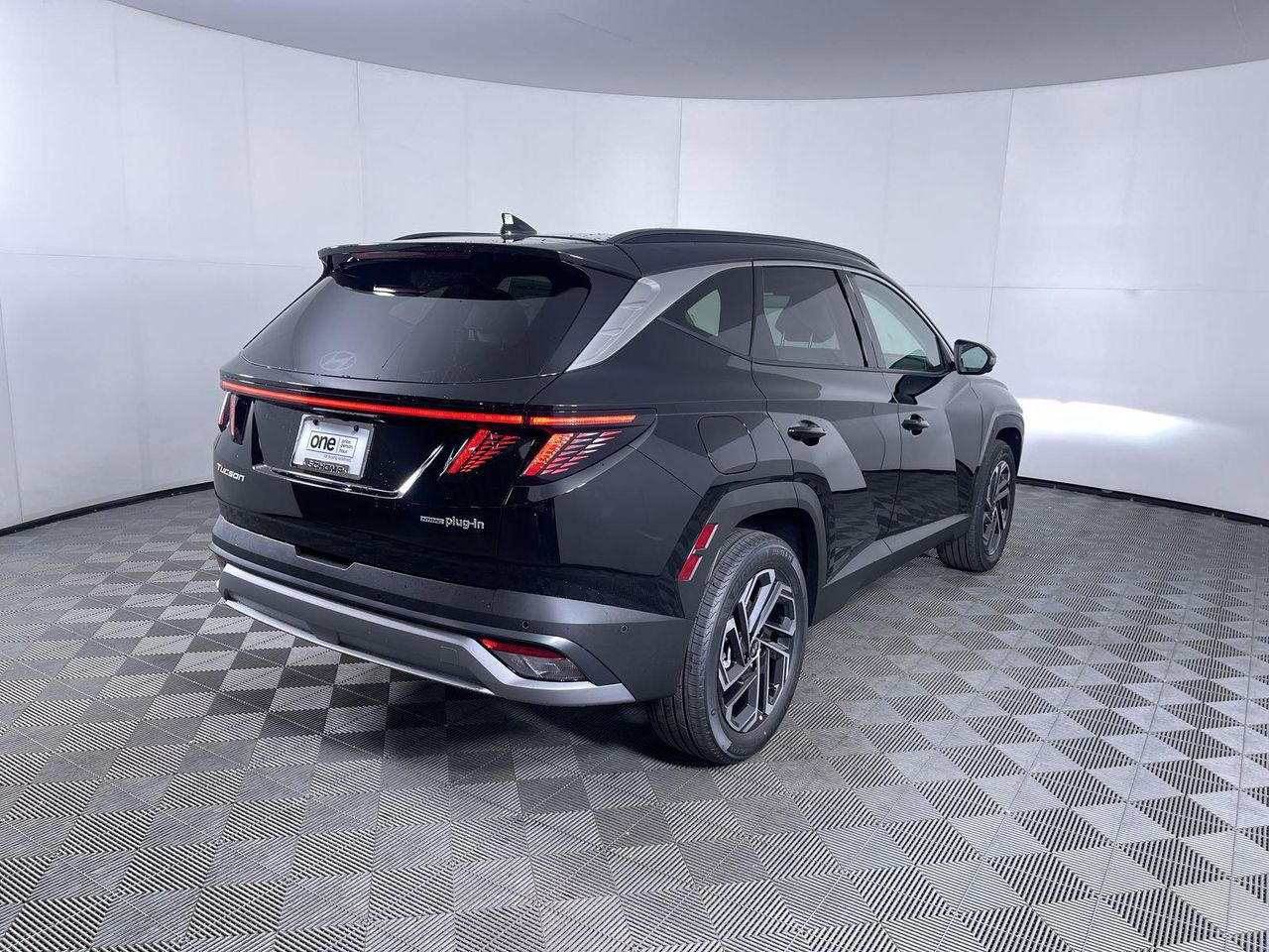 2025 Hyundai Tucson Hybrid Limited Sport photo 4