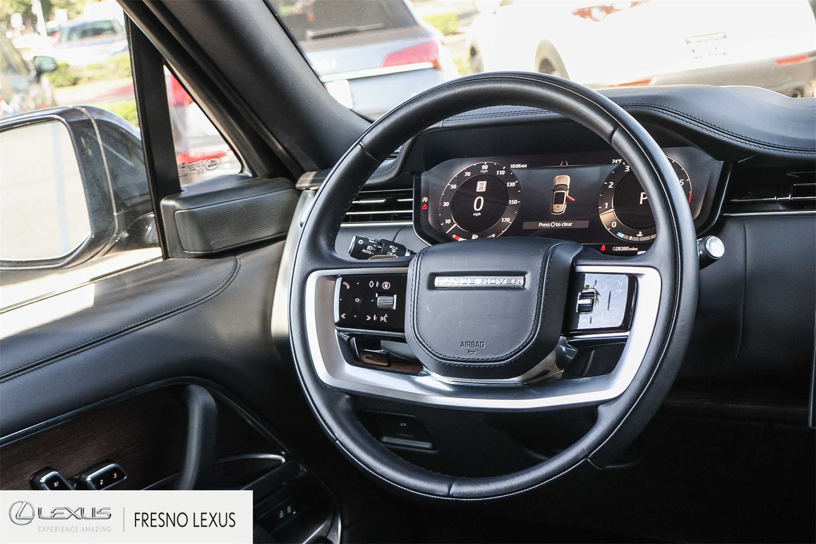 2024 Land Rover Range Rover SE photo 17