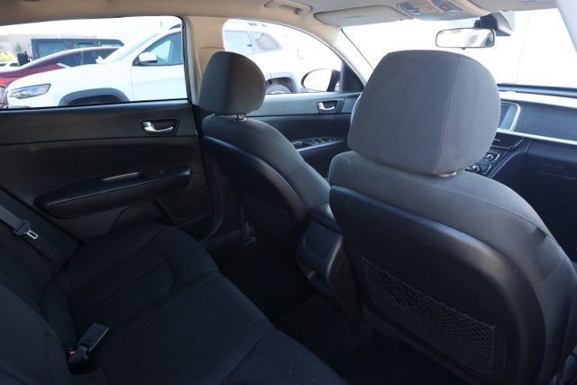 2020 Kia Optima LX photo 15