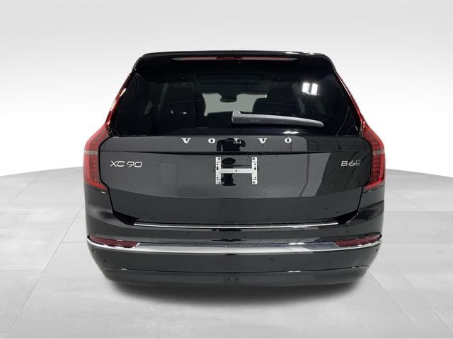 2026 Volvo XC90 AWD Plus photo 3