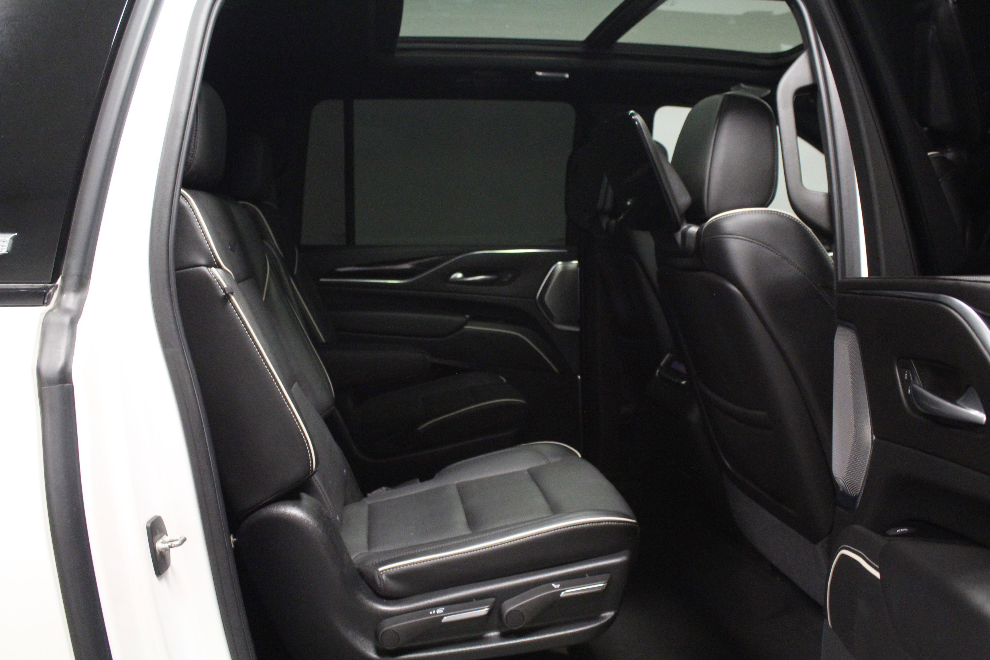 2021 Cadillac Escalade ESV Sport photo 15