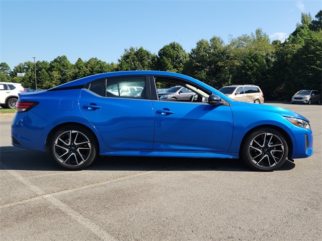 2024 Nissan Sentra SR photo 2