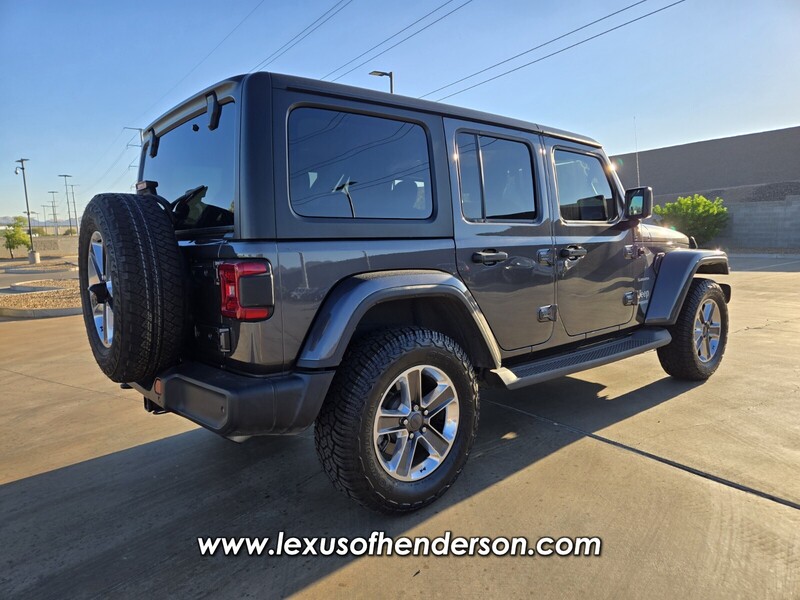 2018 Jeep Wrangler Unlimited Sahara photo 6