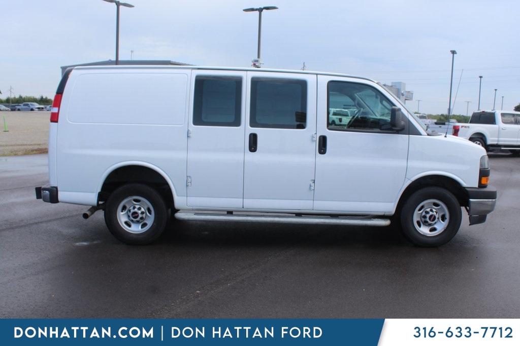 2023 Gmc Savana 2500 Cargo photo 3