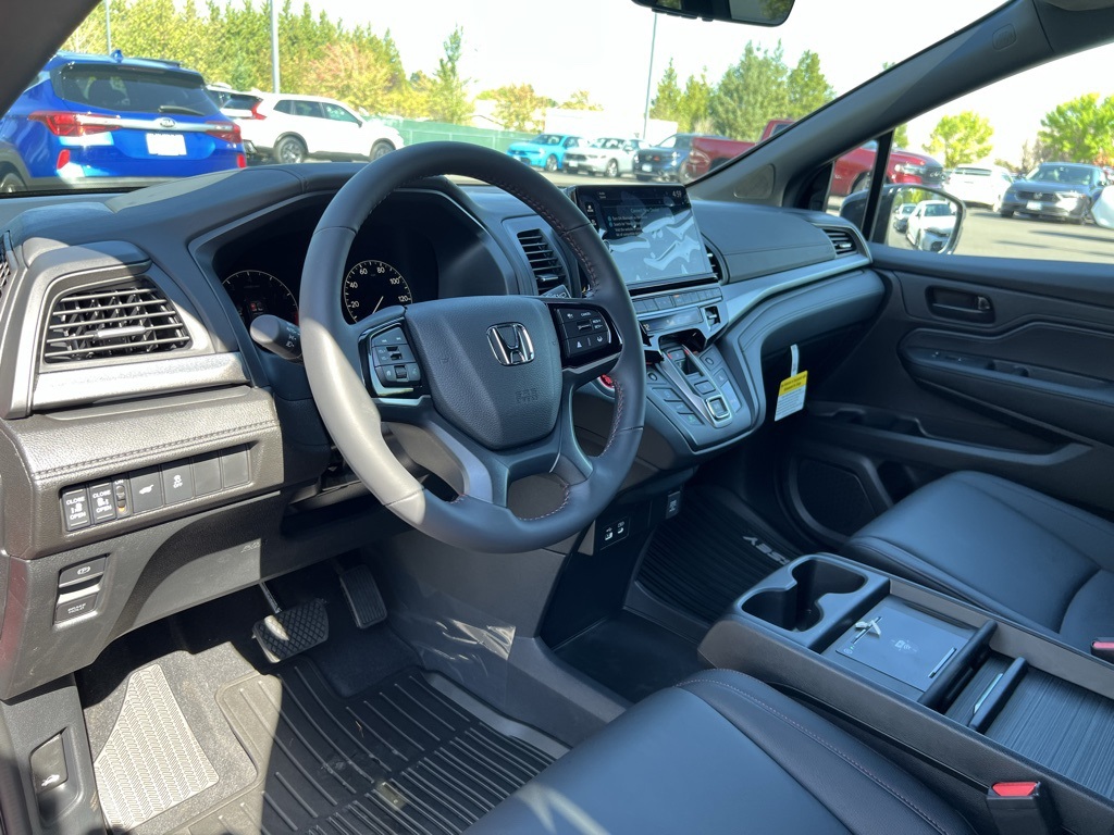 2026 Honda Odyssey Sport photo 14