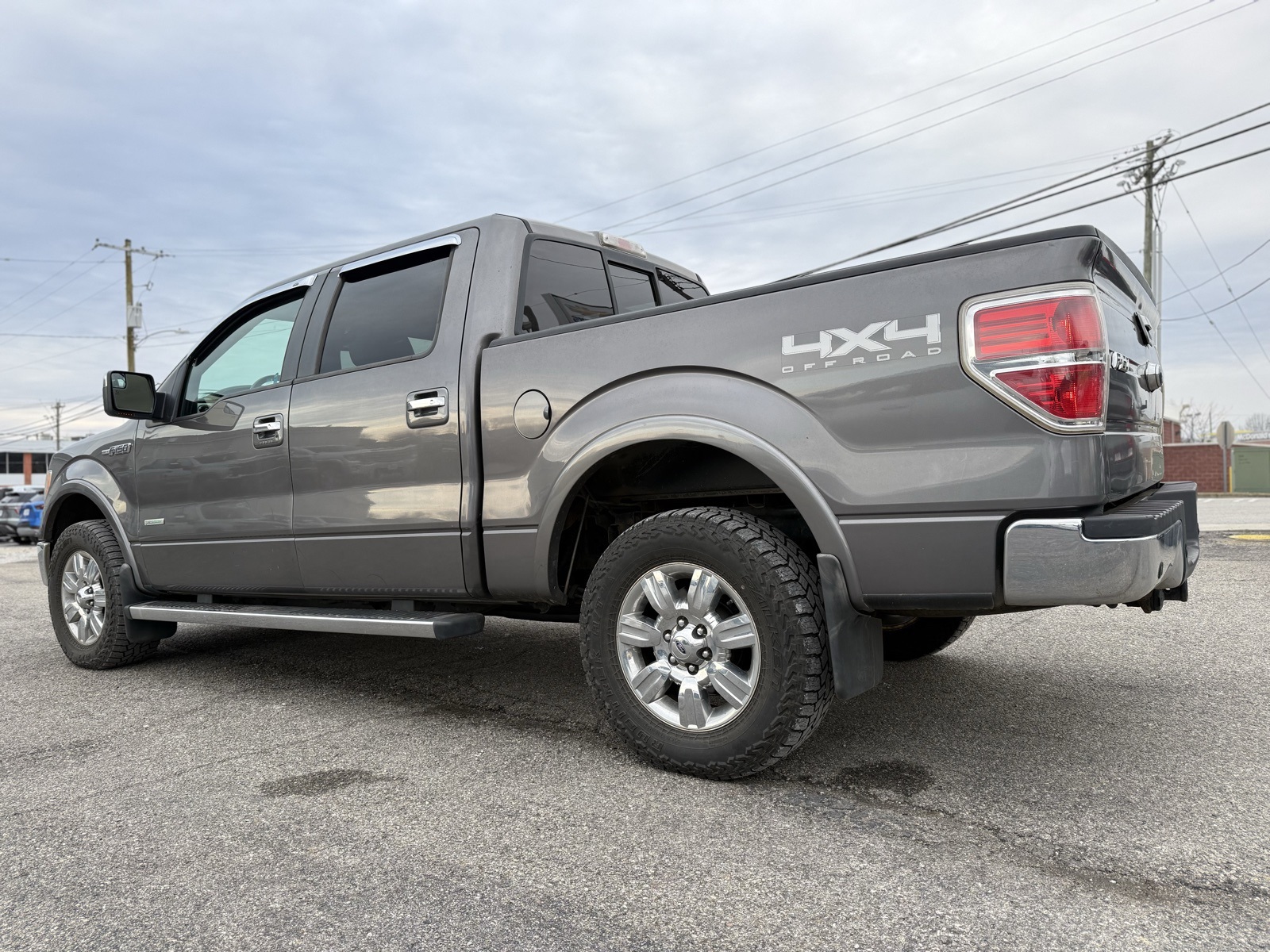 2011 Ford F-150 Lariat photo 4