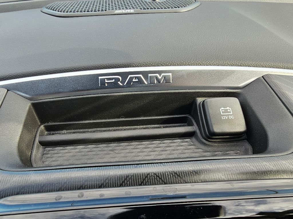 2025 RAM 1500 - Image 27