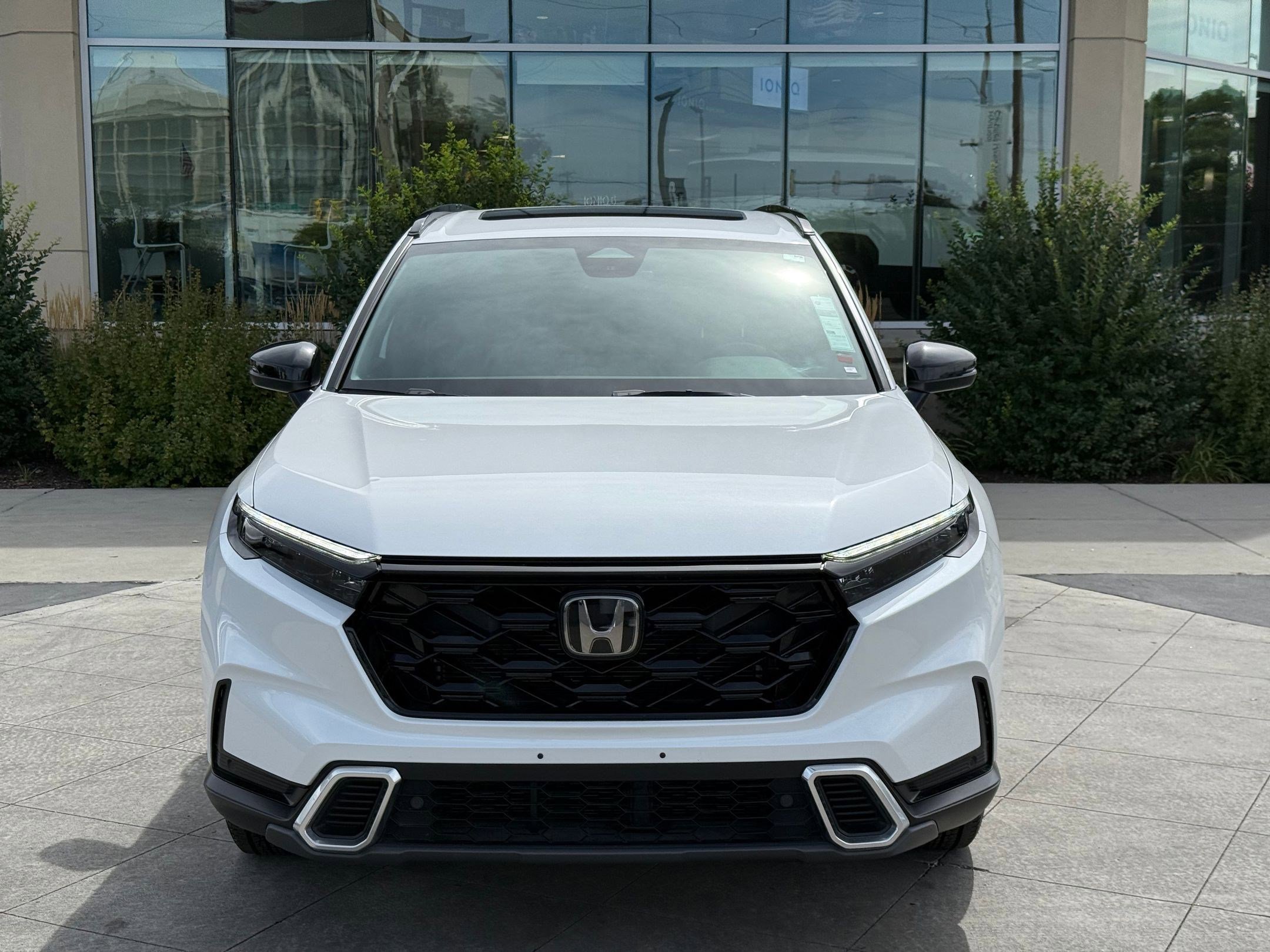 2023 Honda CR-V Hybrid Sport Touring photo 8