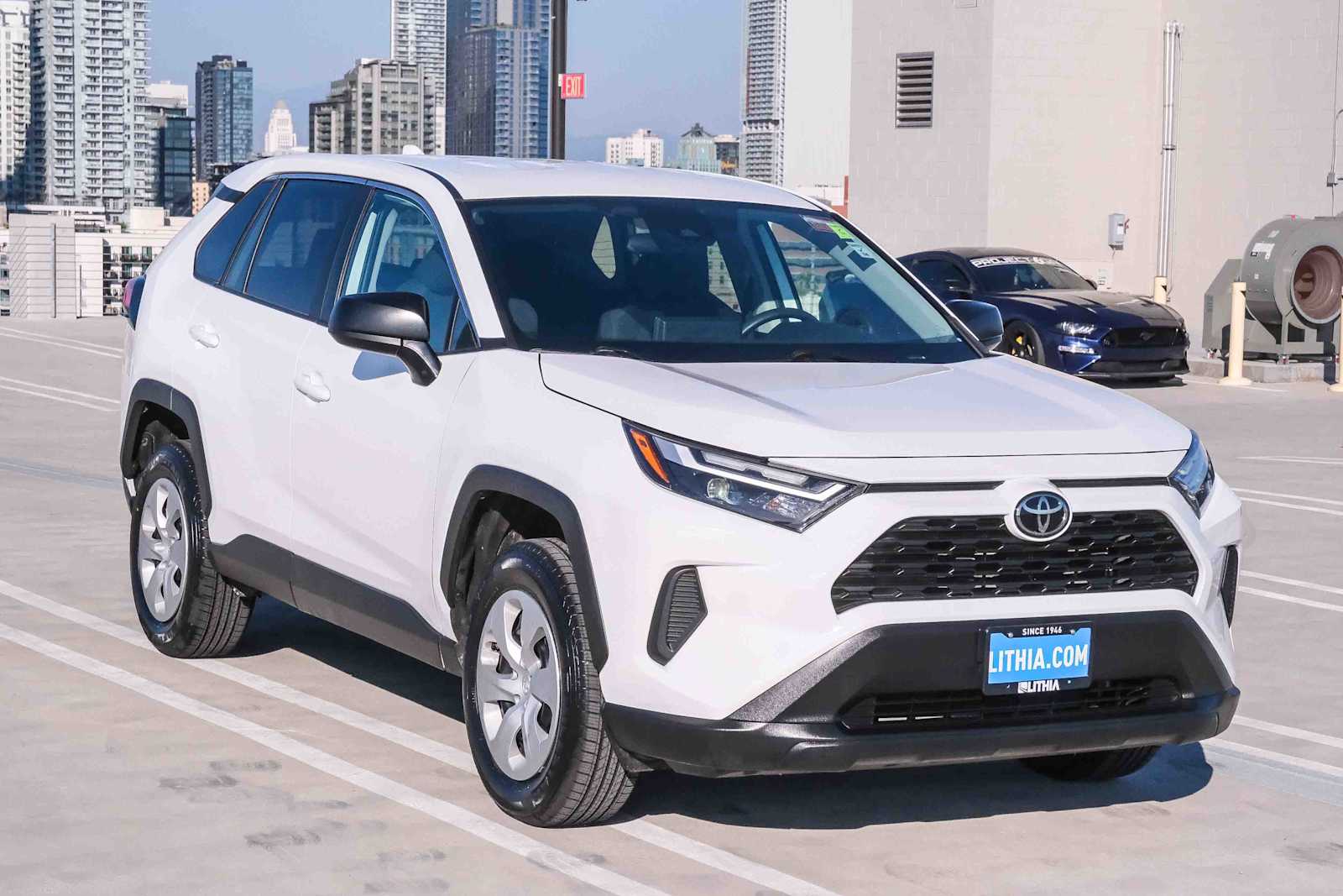 2024 Toyota RAV4 LE photo 3