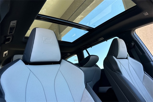 2025 Lexus TX 500h F SPORT Performance Luxury photo 13