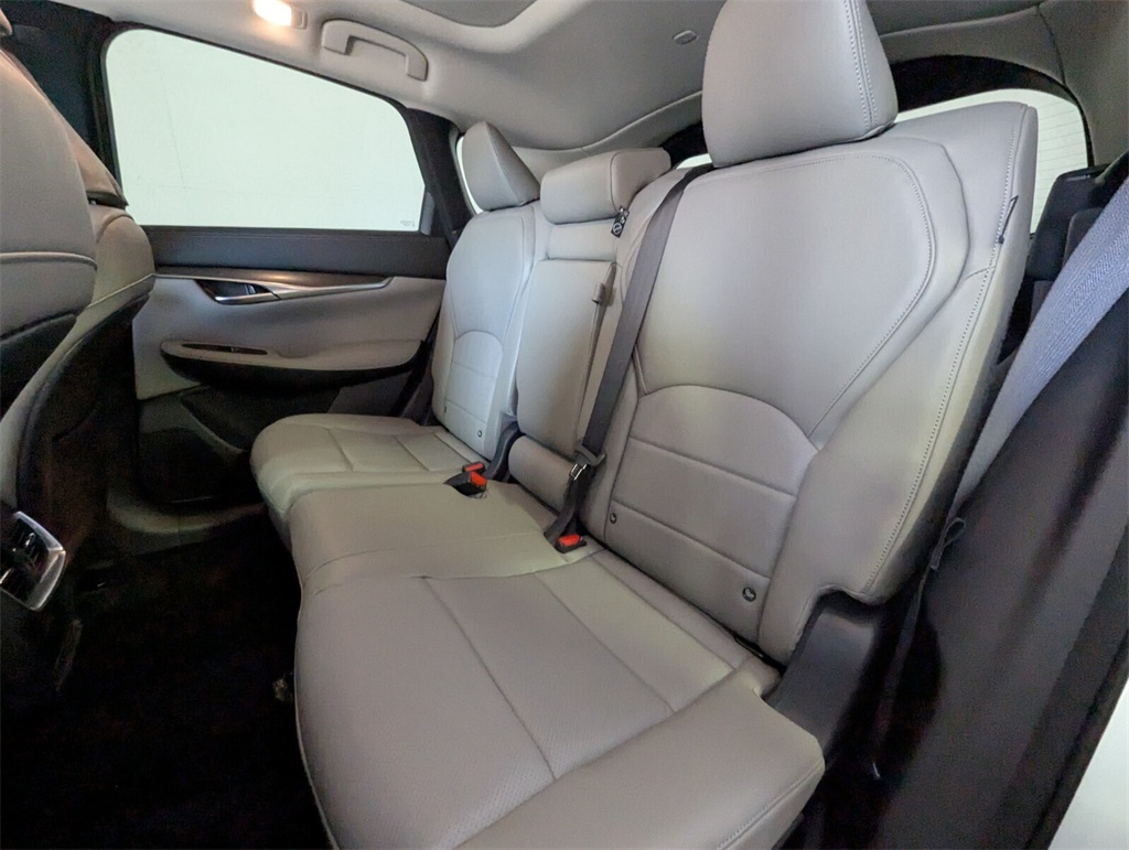 2025 Infiniti QX50 Luxe AWD photo 7