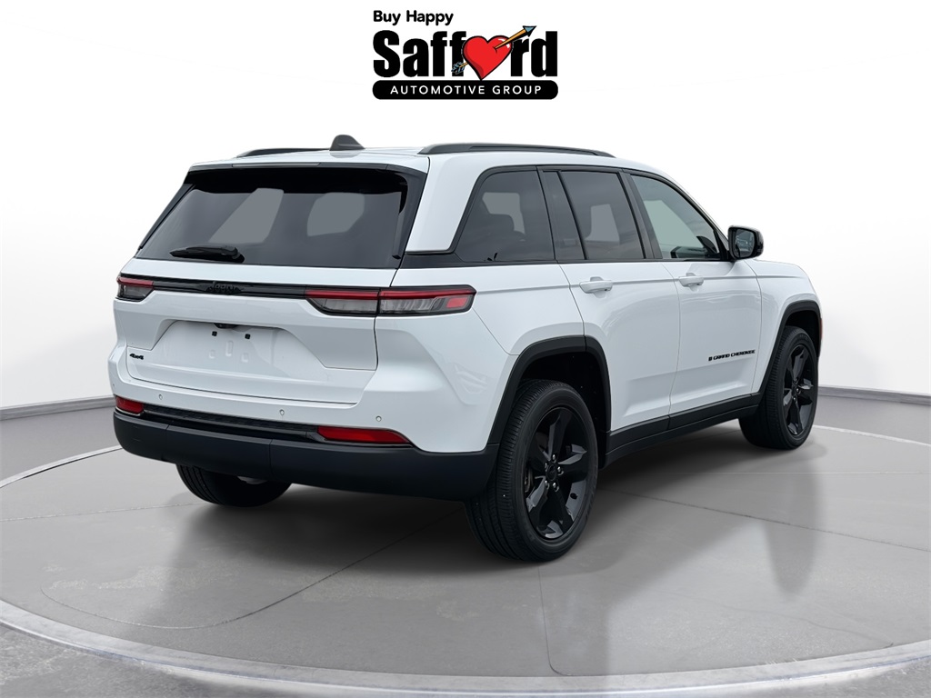 2023 Jeep Grand Cherokee Altitude photo 9