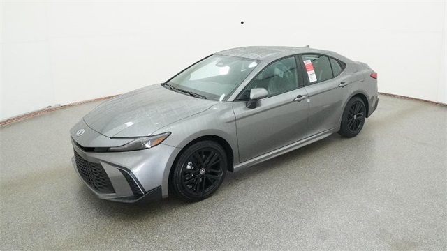 2026 Toyota Camry SE's photo